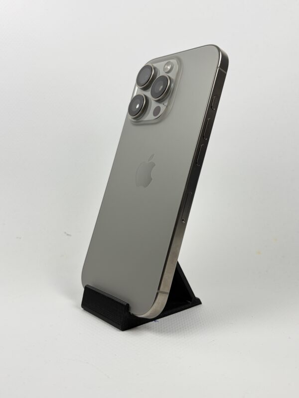 Refurbished iPhone 16 Pro 128GB