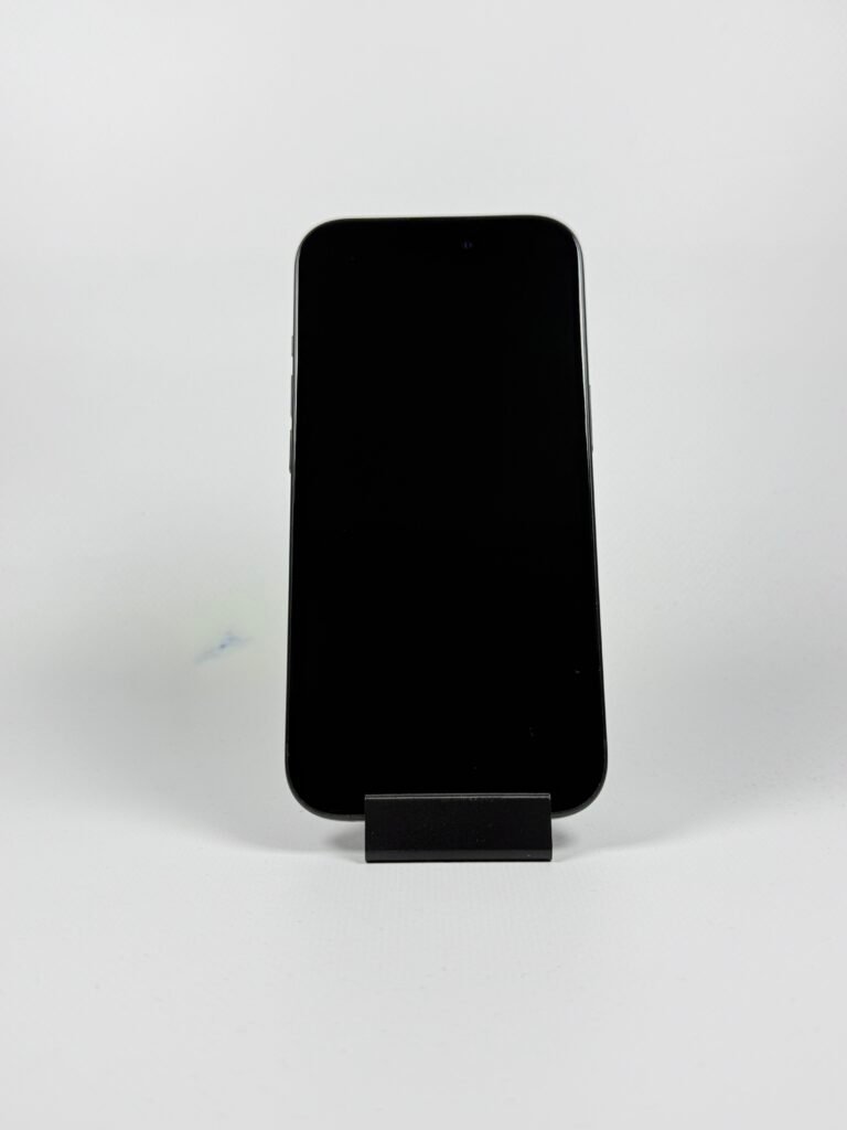 Refurbished iPhone 15 128GB