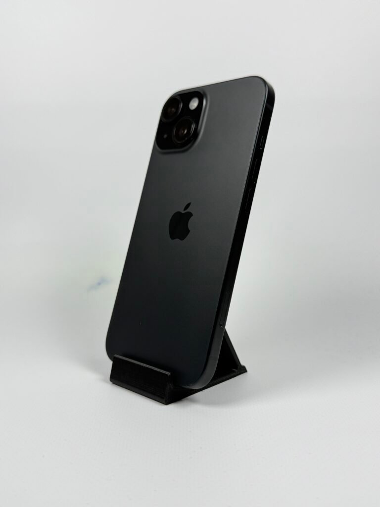 Refurbished iPhone 15 128GB