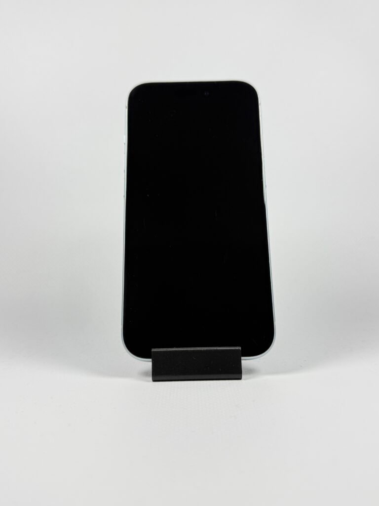 Refurbished iPhone 15 128GB