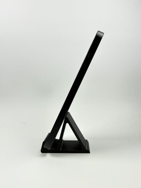 Refurbished iPhone 16e 128GB