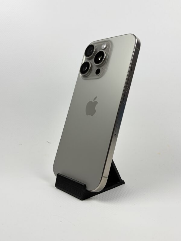 Refurbished iPhone 16 Pro 128GB