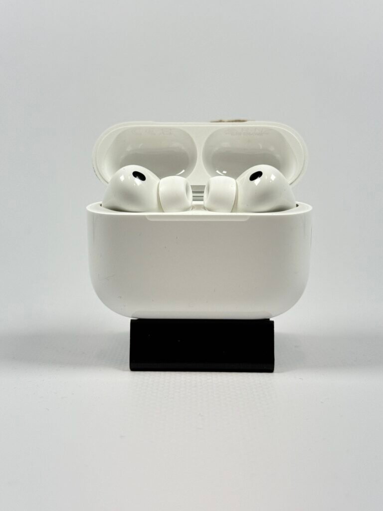 Refurbished Apple AirPods Pro 3